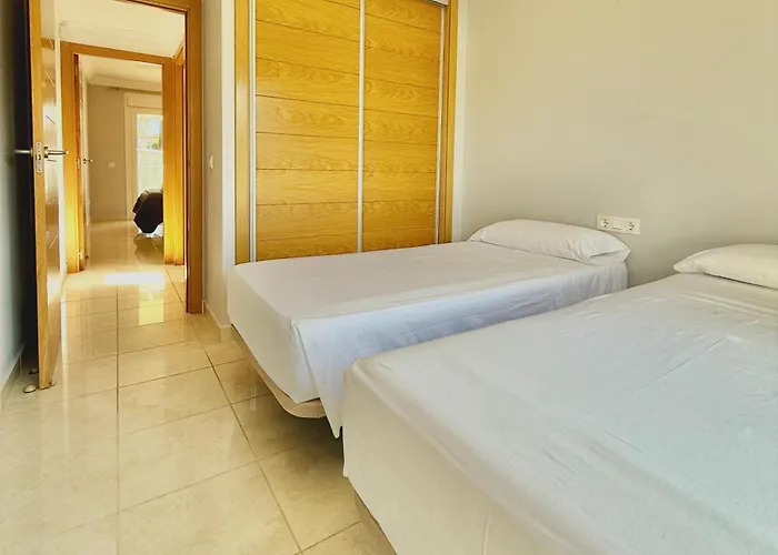 Vistas Al Montgo Διαμέρισμα *